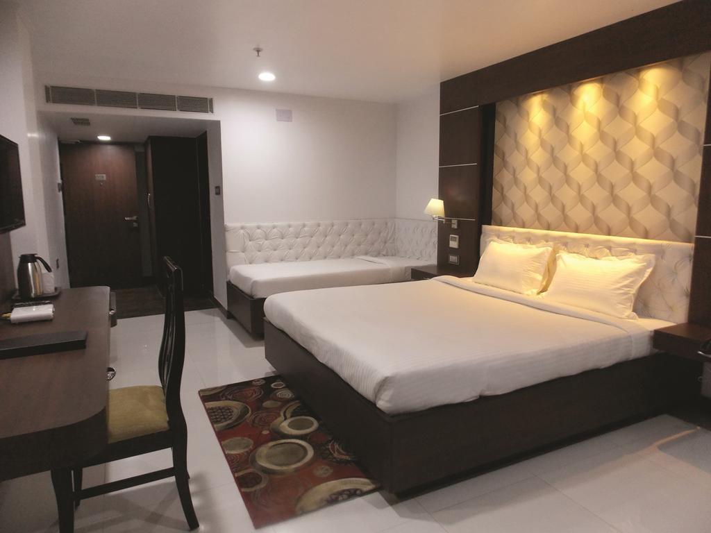 Airport City Hotel Kalkutta Szoba fotó