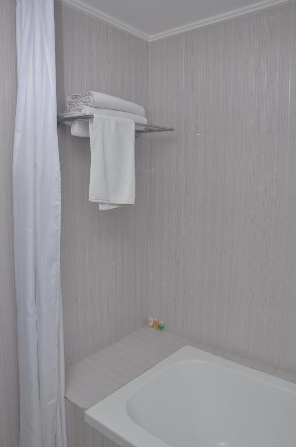 Airport City Hotel Kalkutta Kültér fotó